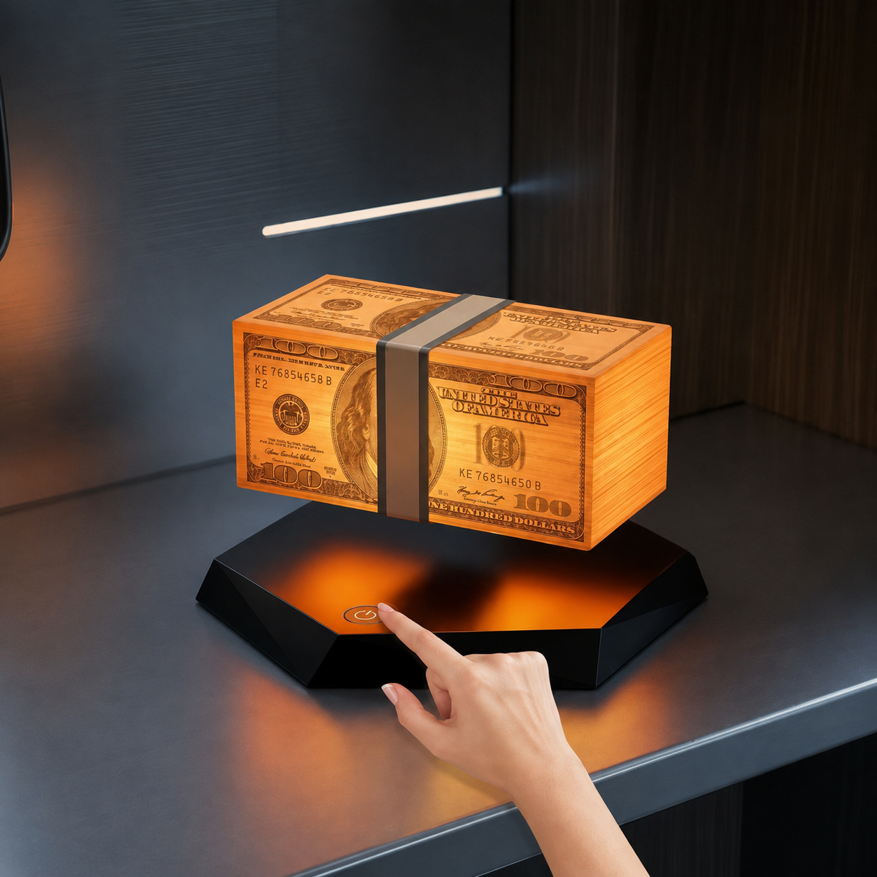 GTA Floating Money Lamp
