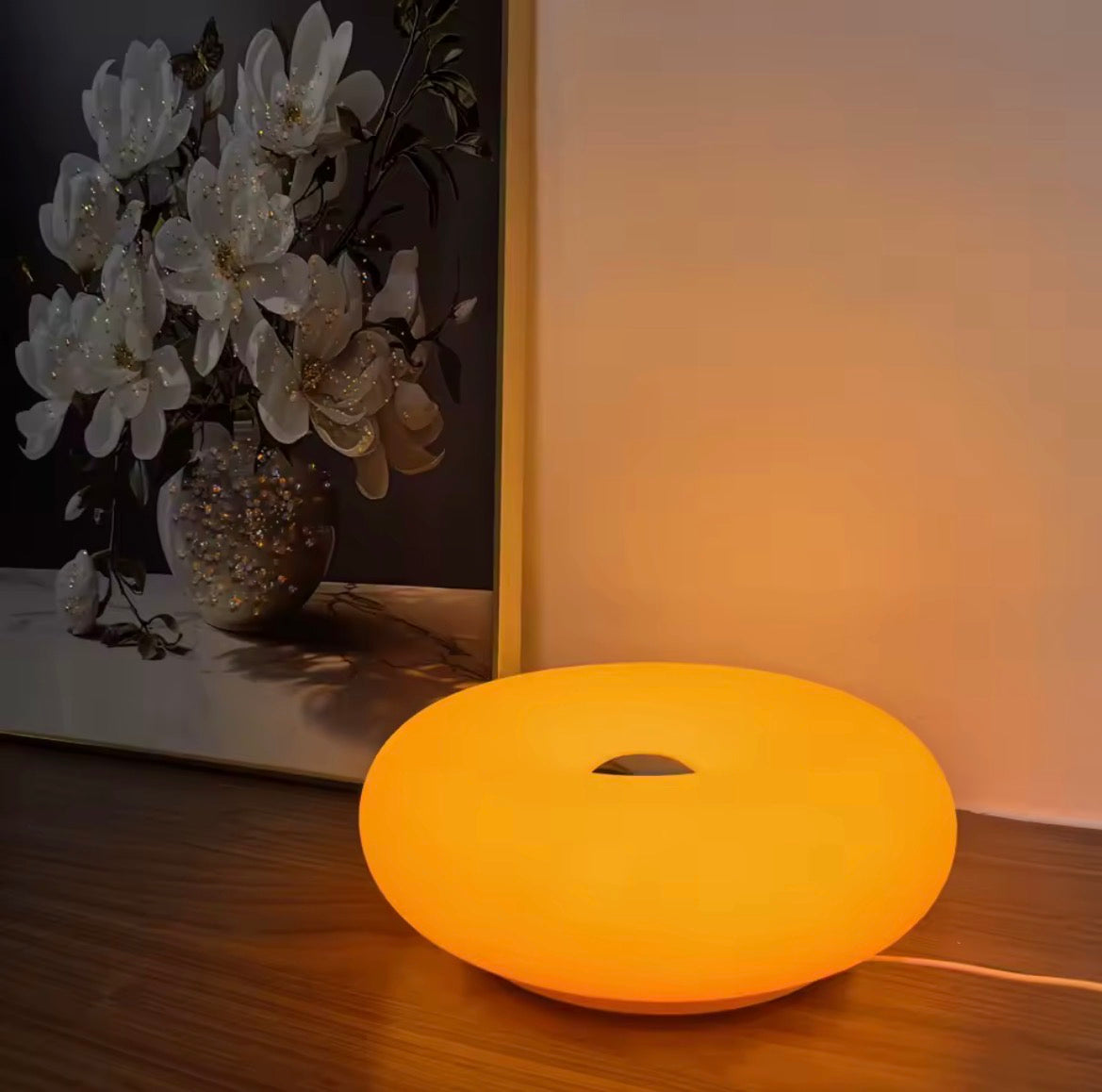 Bauhaus donut table lamp usb plug