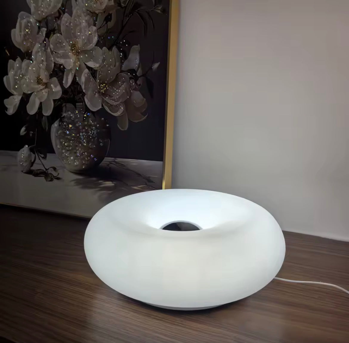 Bauhaus donut table lamp usb plug