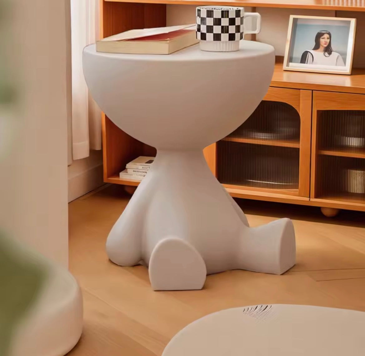Light Luxury Cartoon Sofa Edge Table Creative Flat Head